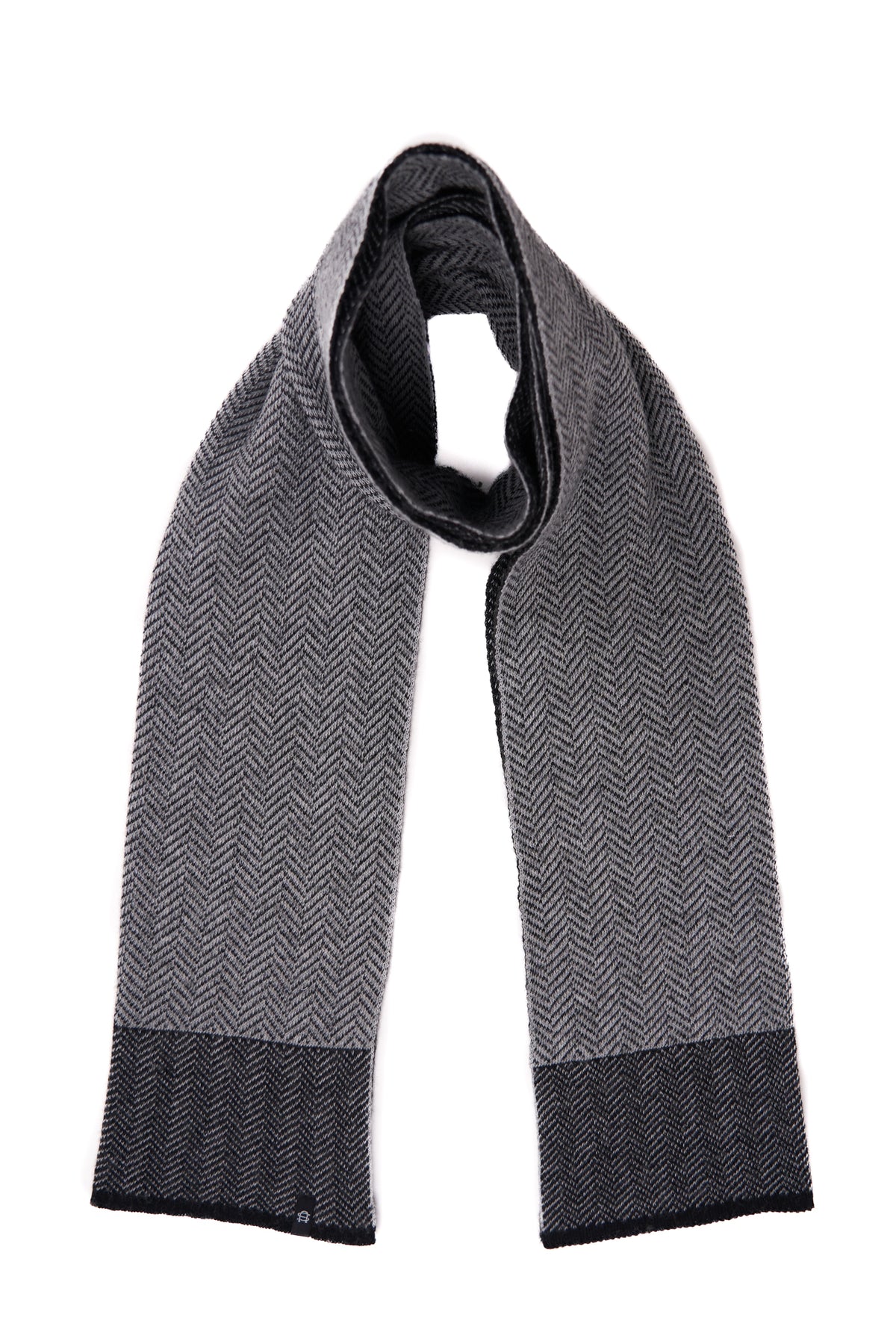 NEW Charcoal Merino Wool and Recycled Polyester Terminal 4 Scarf